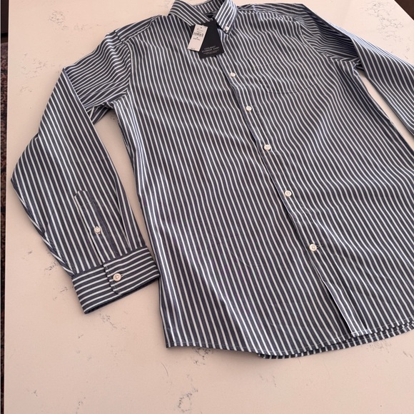 Gap casual striped Oxford button down shirt NWT - Picture 7 of 10